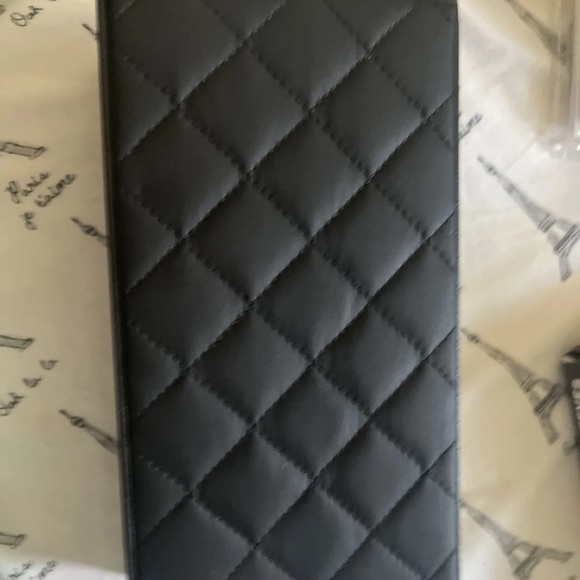 Bebe Womens Watch, necklace and earrings set - Picture 4 of 5